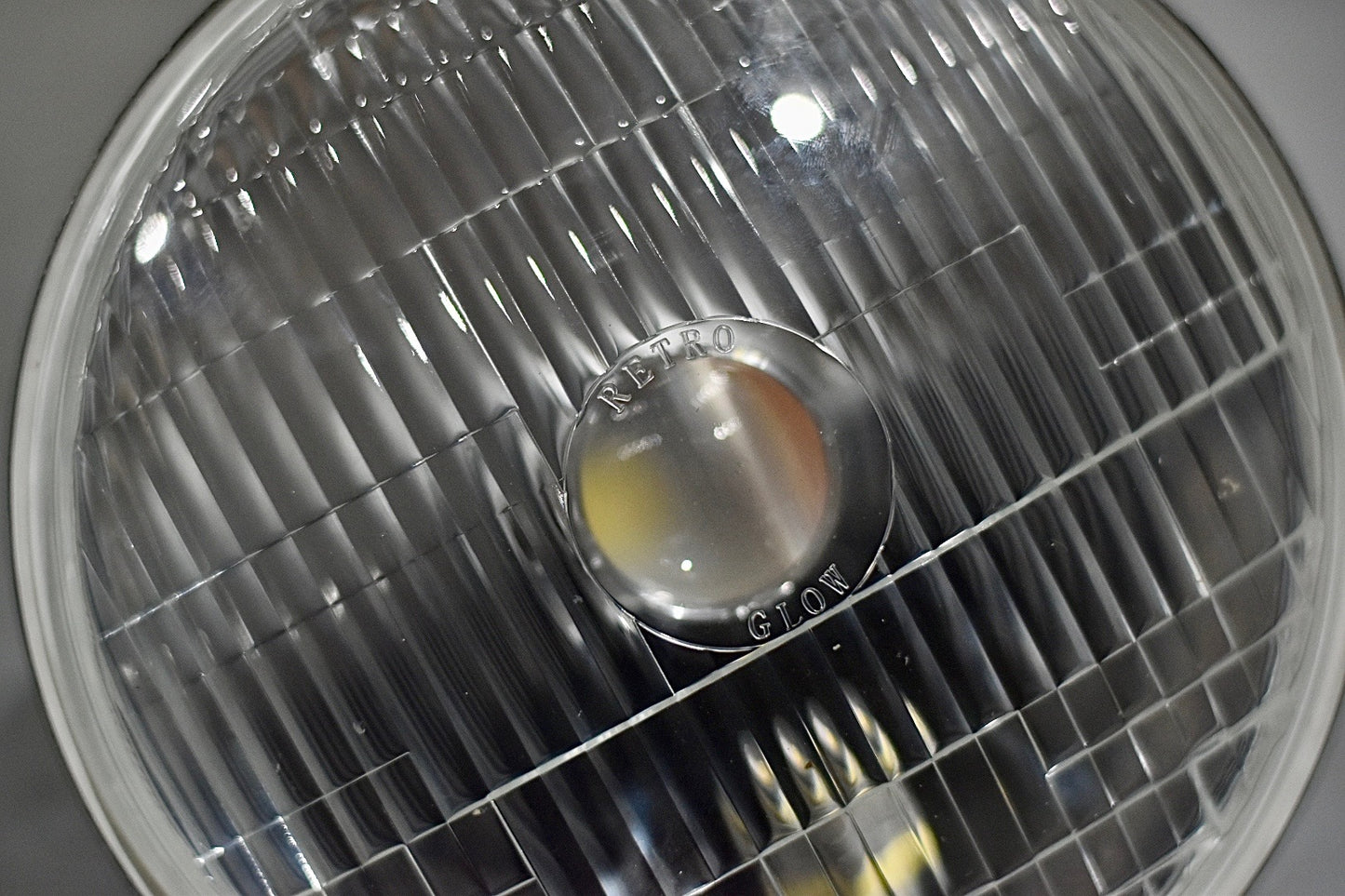 Retro Glow 7" LED Headlight with Parker Light