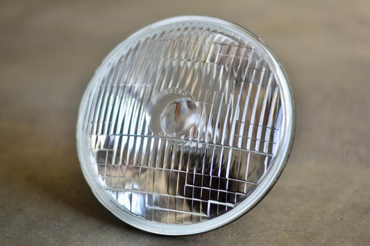 Retro Glow 7" Round Headlight