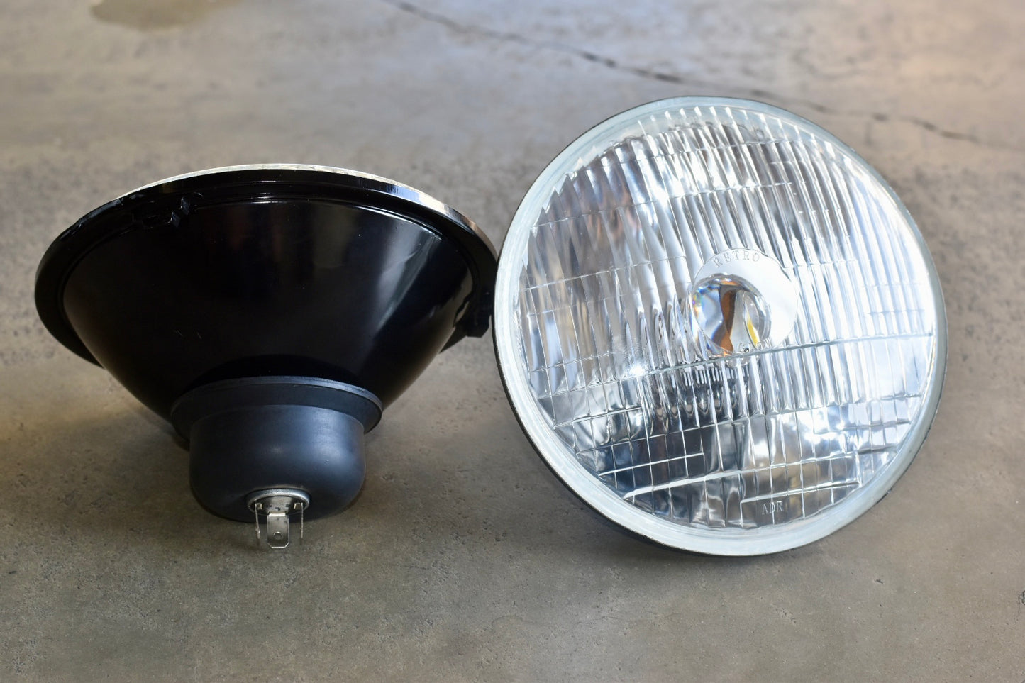 Retro Glow 7" Round Headlight